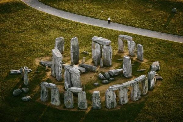 stonehenge.jpg